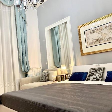Casa sul corso Hotel Ачиреале Екстериор снимка