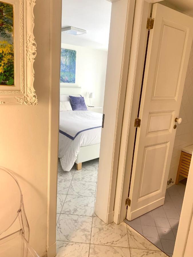 Casa sul corso Hotel Ачиреале Екстериор снимка