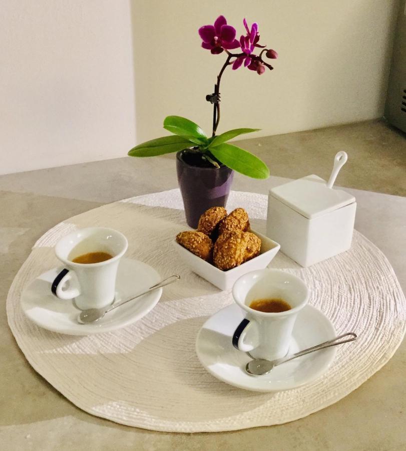 Casa sul corso Hotel Ачиреале Екстериор снимка