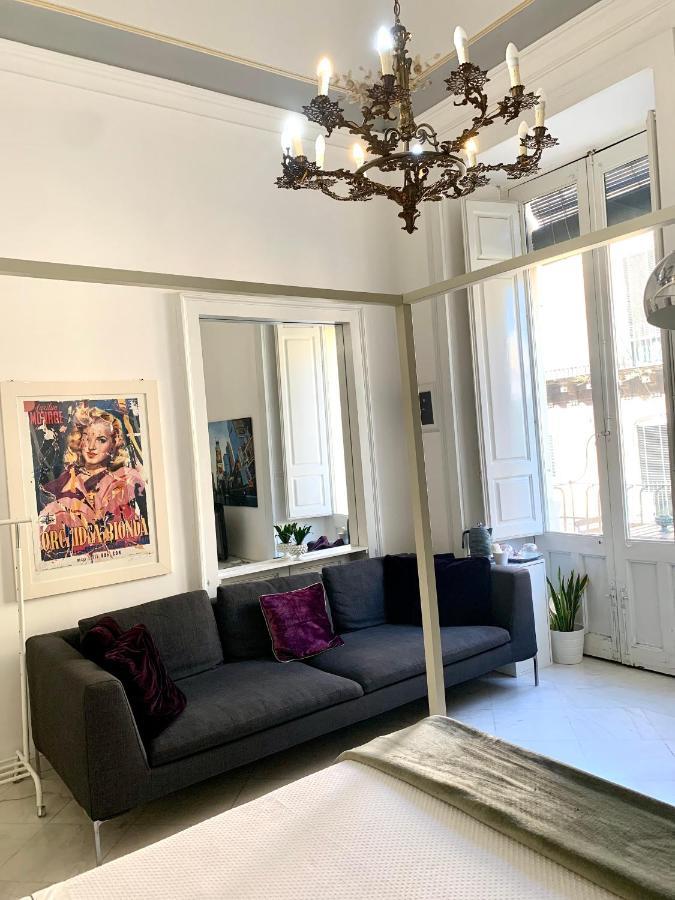 Casa sul corso Hotel Ачиреале Екстериор снимка