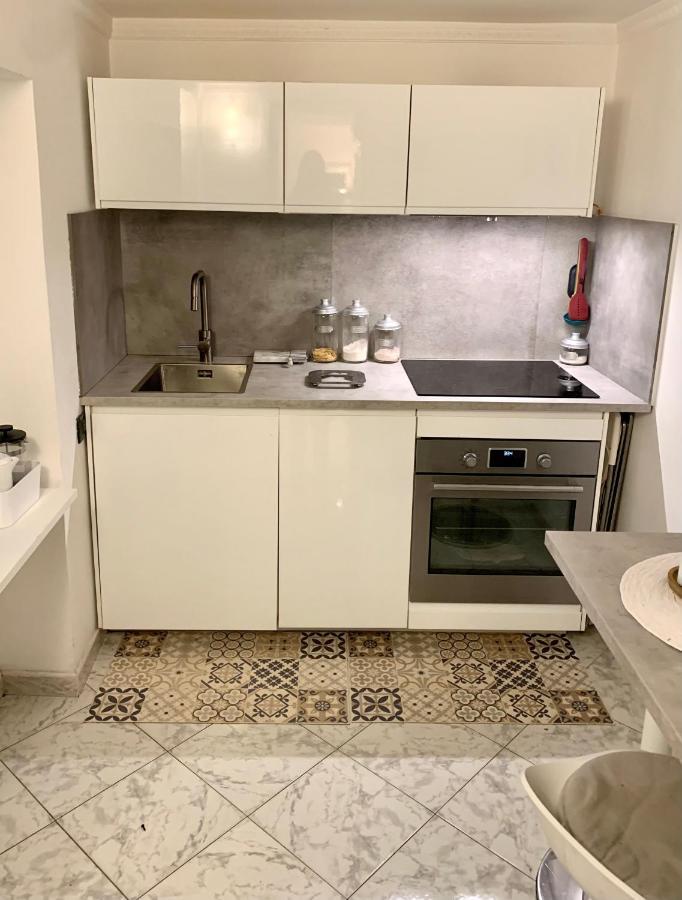 Casa sul corso Hotel Ачиреале Екстериор снимка