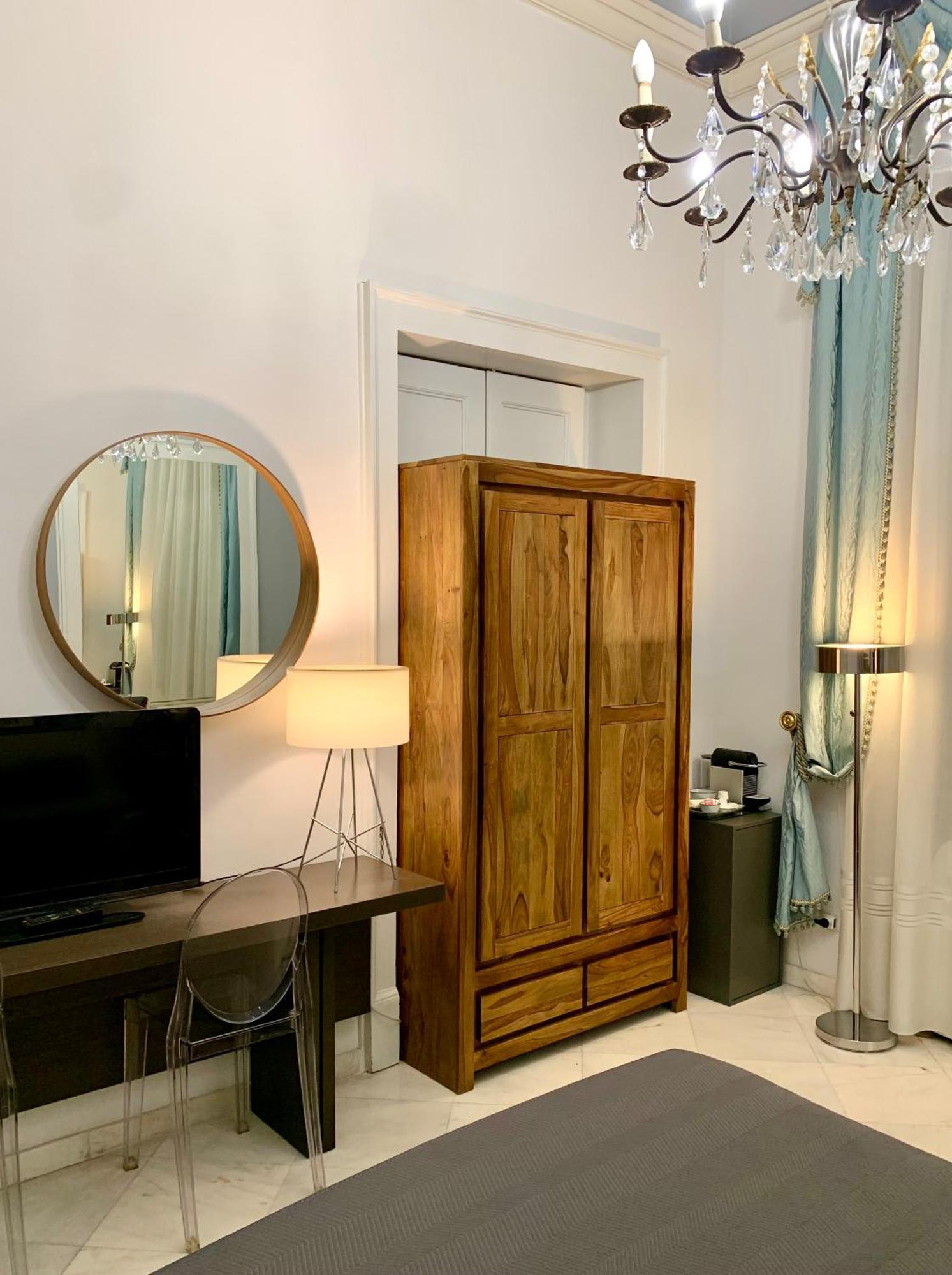 Casa sul corso Hotel Ачиреале Стая снимка