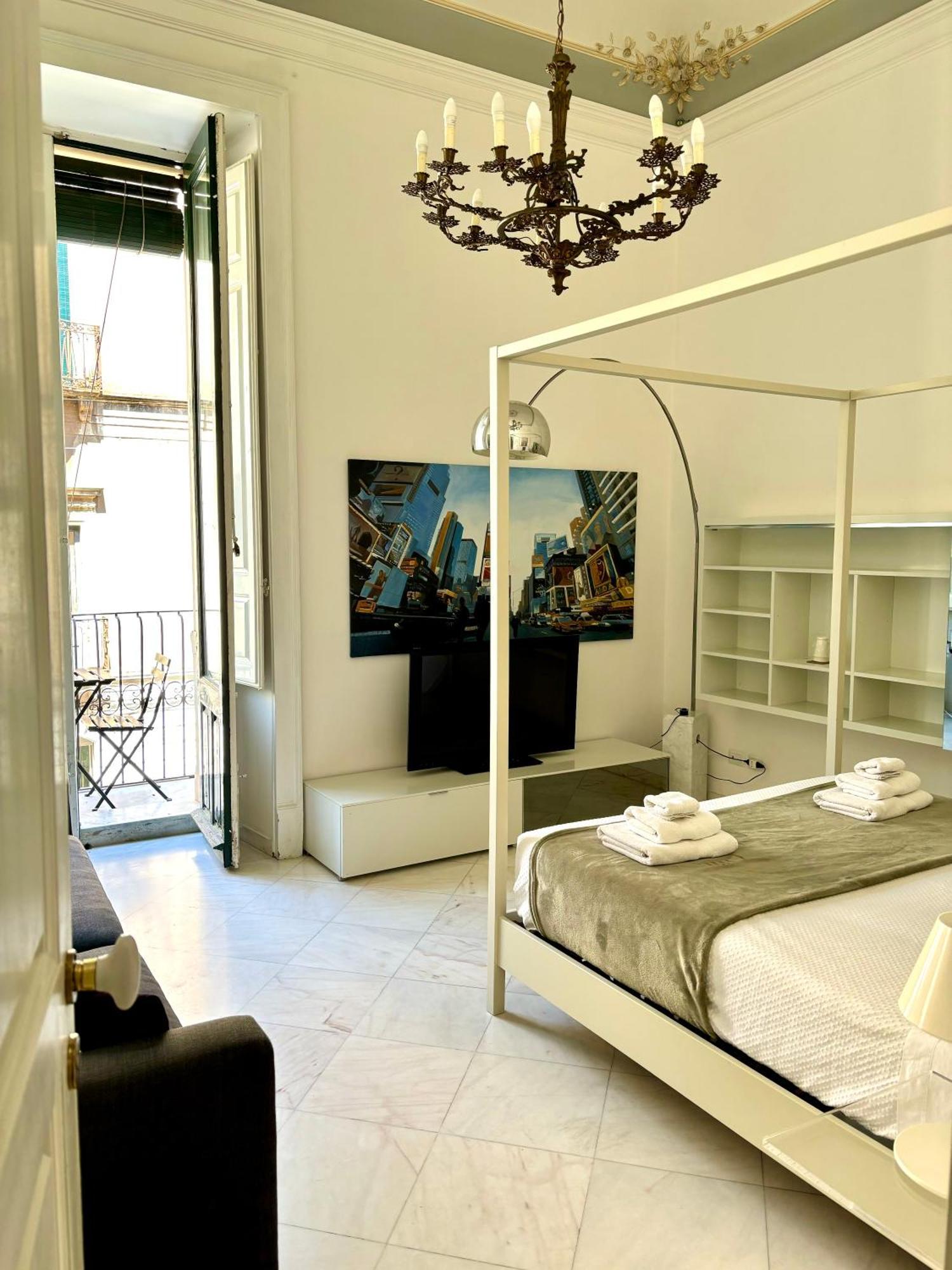 Casa sul corso Hotel Ачиреале Екстериор снимка